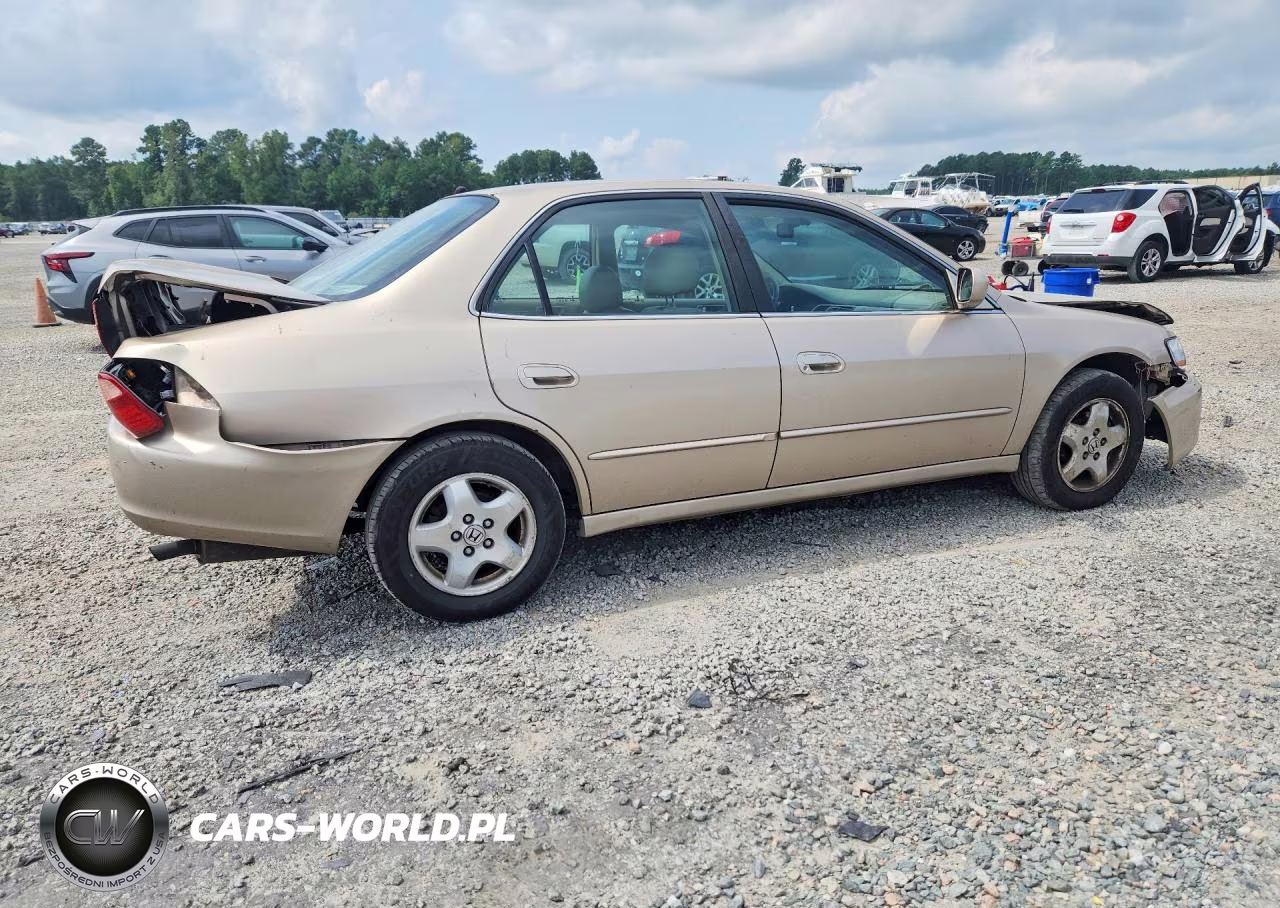 2000 Honda Accord Ex VIN:1HGCG1658YA088692 - 3
