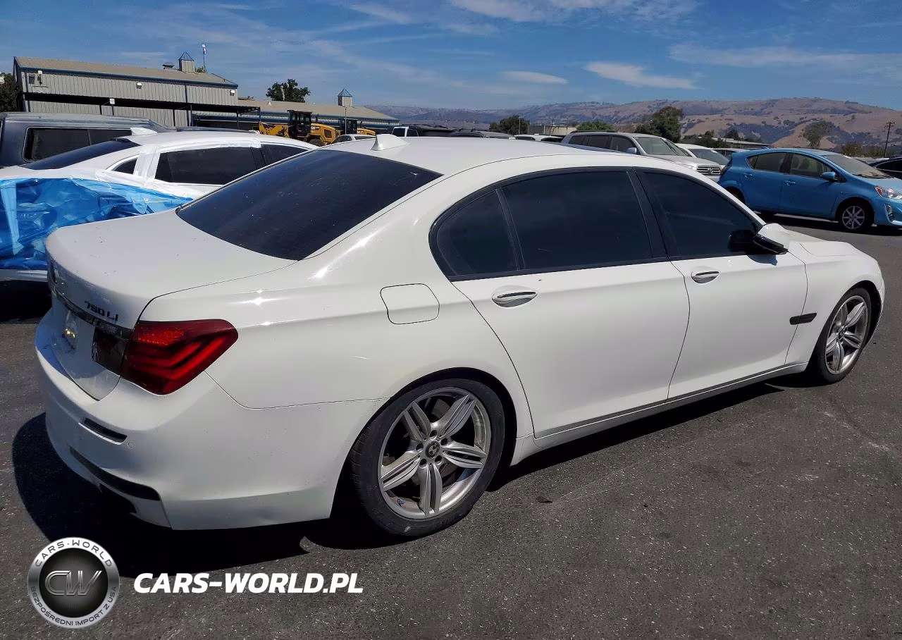 2014 BMW 750 Li VIN:WBAYE8C52ED134399 - 3
