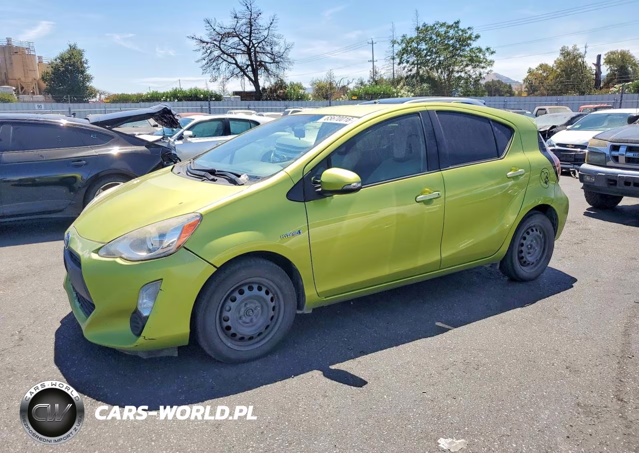 2015 Toyota Prius C One