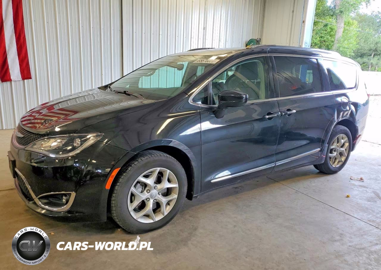 2018 Chrysler Pacifica Touring L VIN:2C4RC1BG1JR103871 - 1