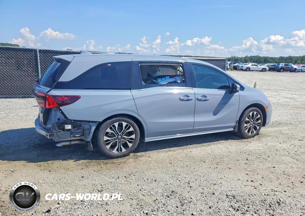 2026 Honda Odyssey Elite VIN:5FNRL6H98TB048338 - 3