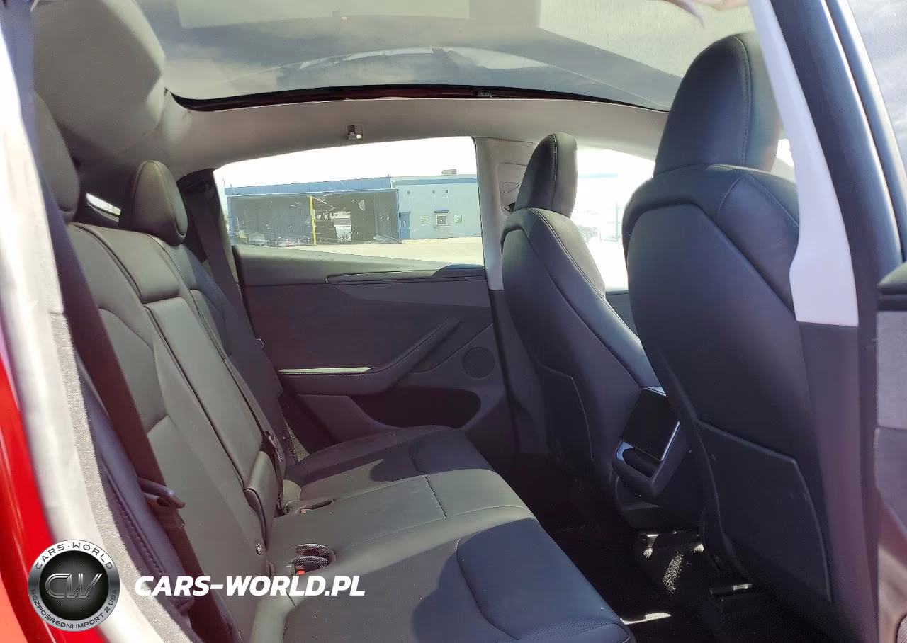 2026 Tesla Model Y VIN:7SAYGDEE2TF325803 - 11