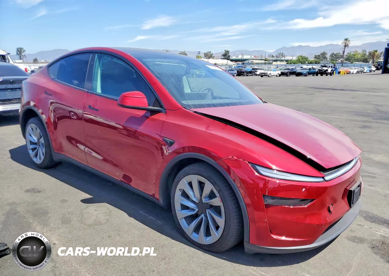 2026 Tesla Model Y VIN:7SAYGDEE2TF325803 - 4