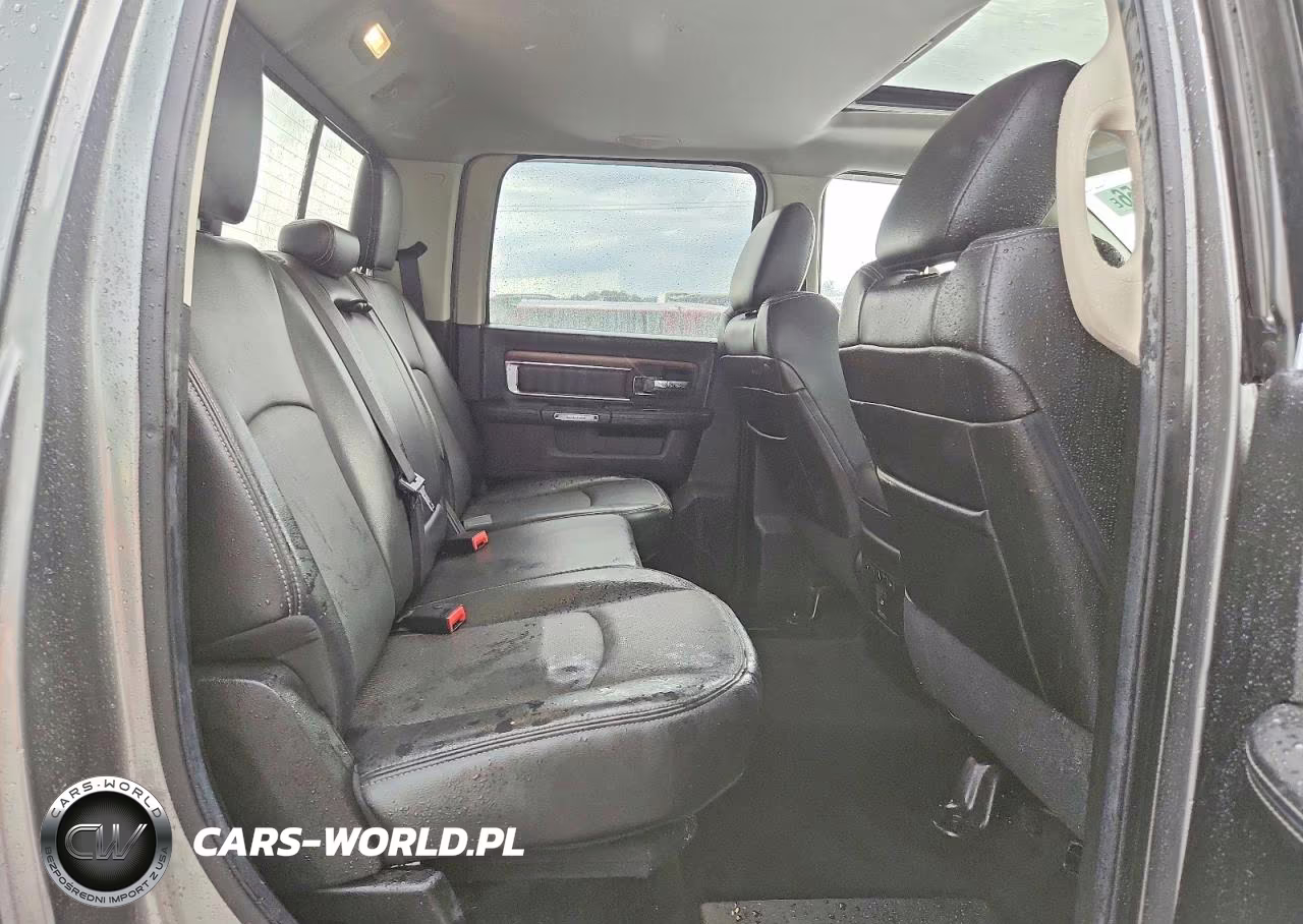 2013 Ram 1500 Laramie VIN:1C6RR7NT7DS670722 - 10