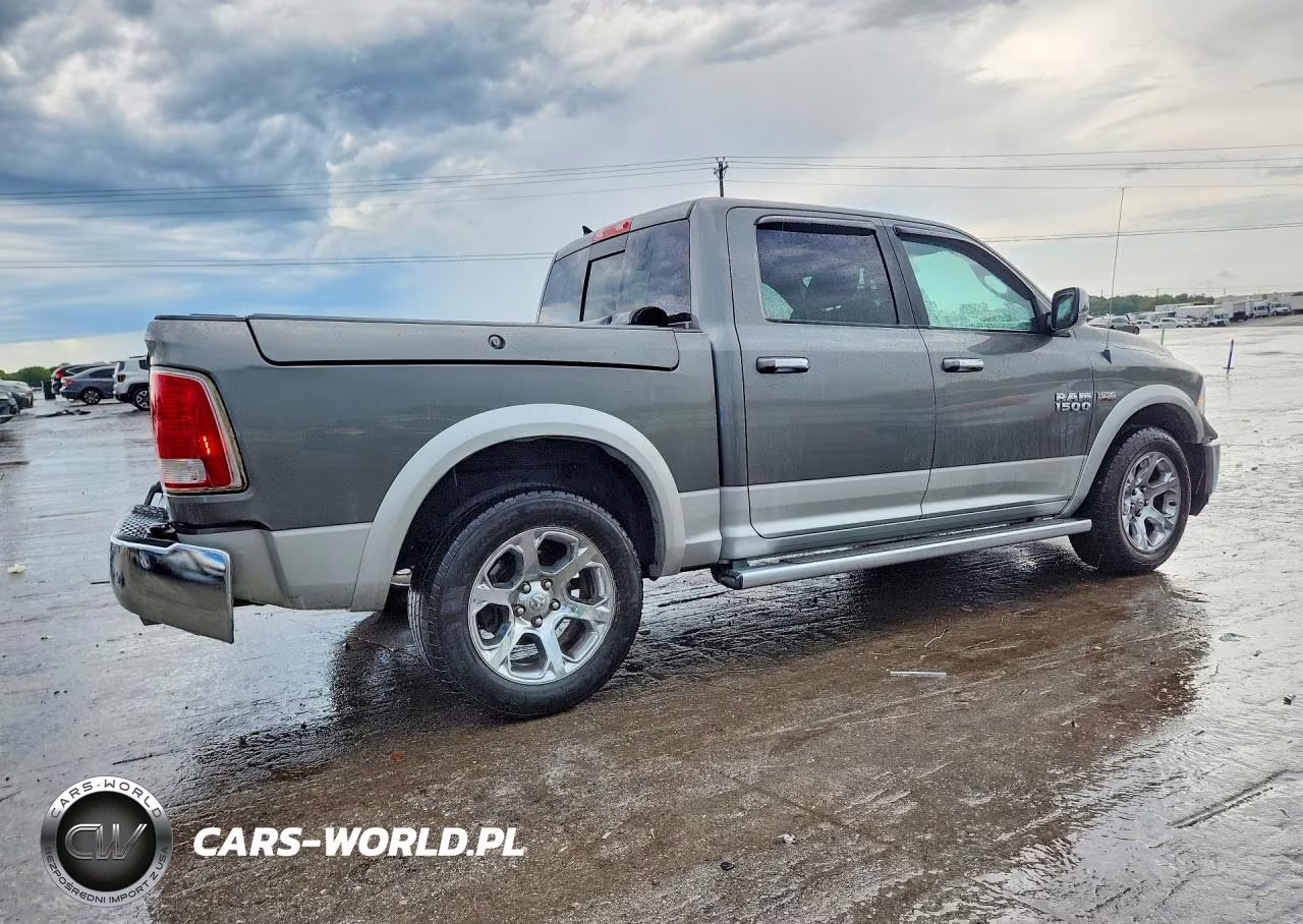 2013 Ram 1500 Laramie VIN:1C6RR7NT7DS670722 - 3