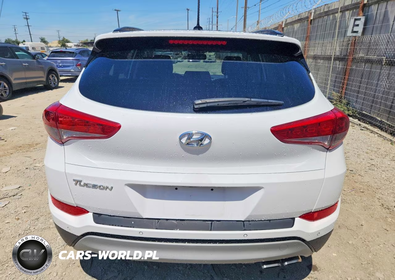 2017 Hyundai Tucson Value VIN:KM8J33A25HU578138 - 6