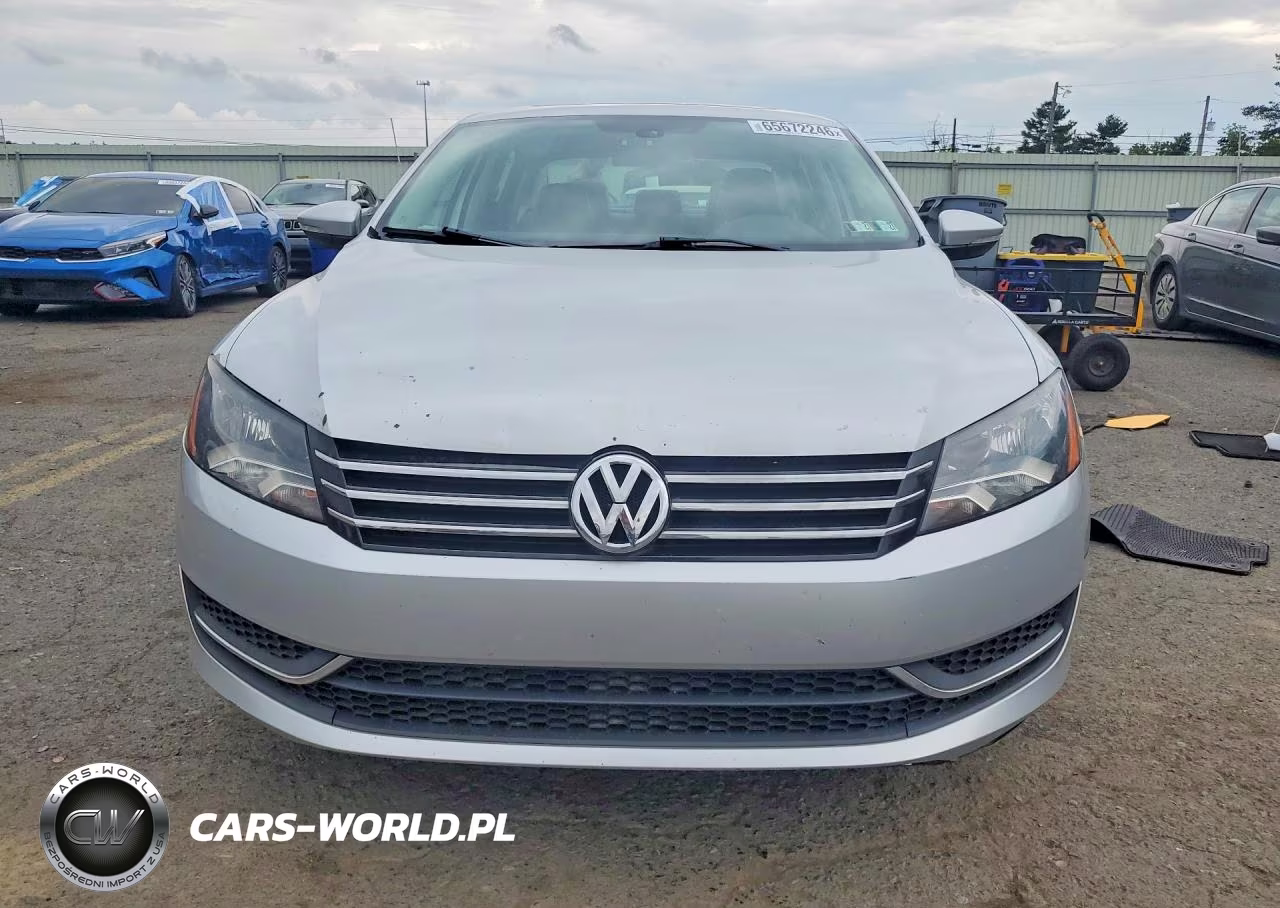 2012 Volkswagen Passat Se VIN:1VWBP7A38CC081707 - 5