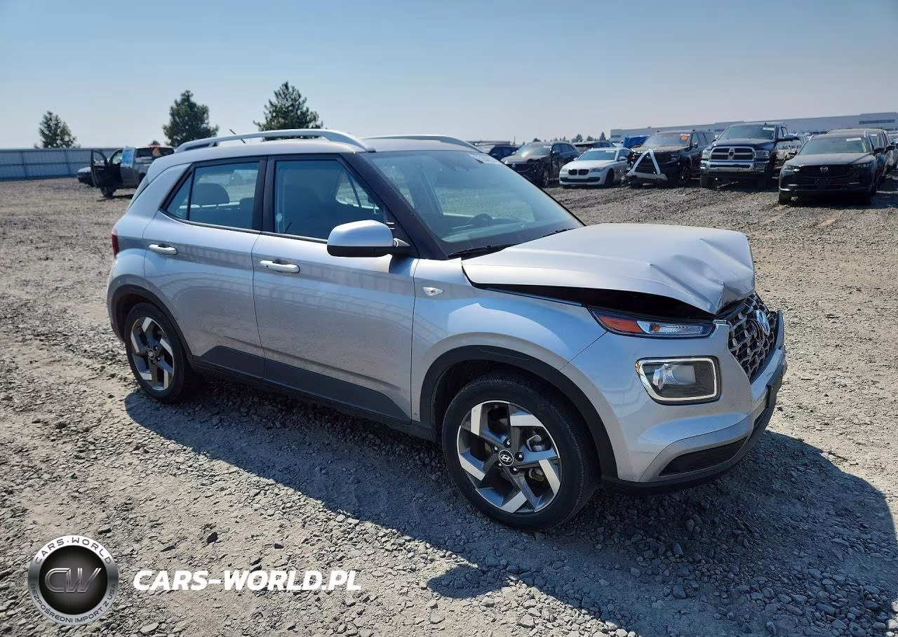 2025 Hyundai Venue Sel VIN:KMHRC8A39SU385555 - 4