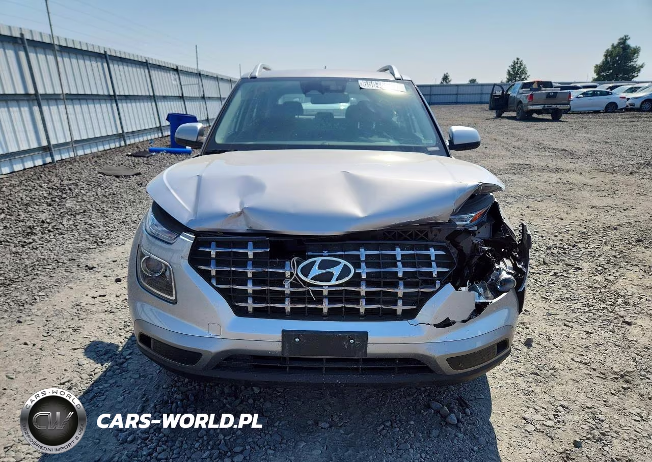 2025 Hyundai Venue Sel VIN:KMHRC8A39SU385555 - 5
