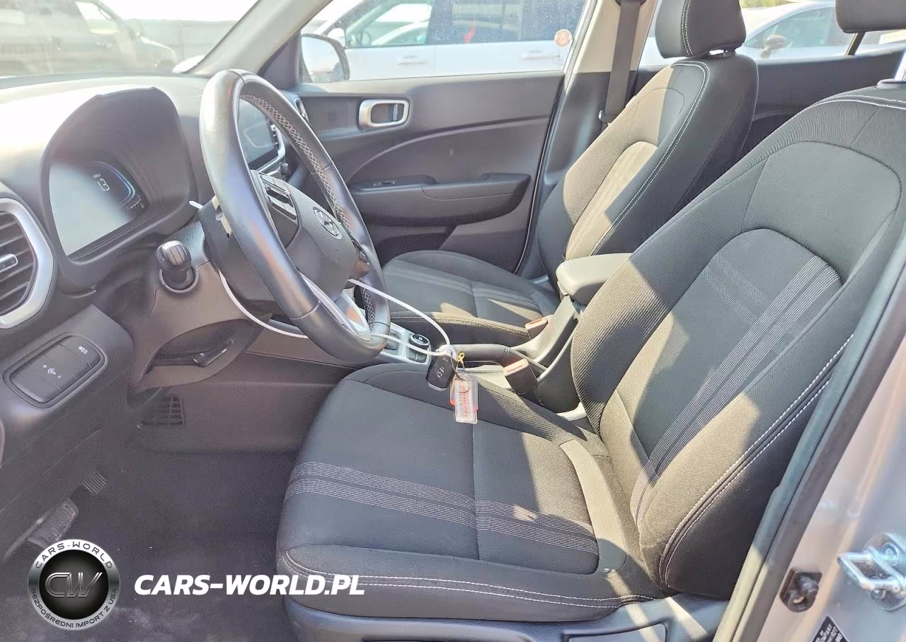 2025 Hyundai Venue Sel VIN:KMHRC8A39SU385555 - 7