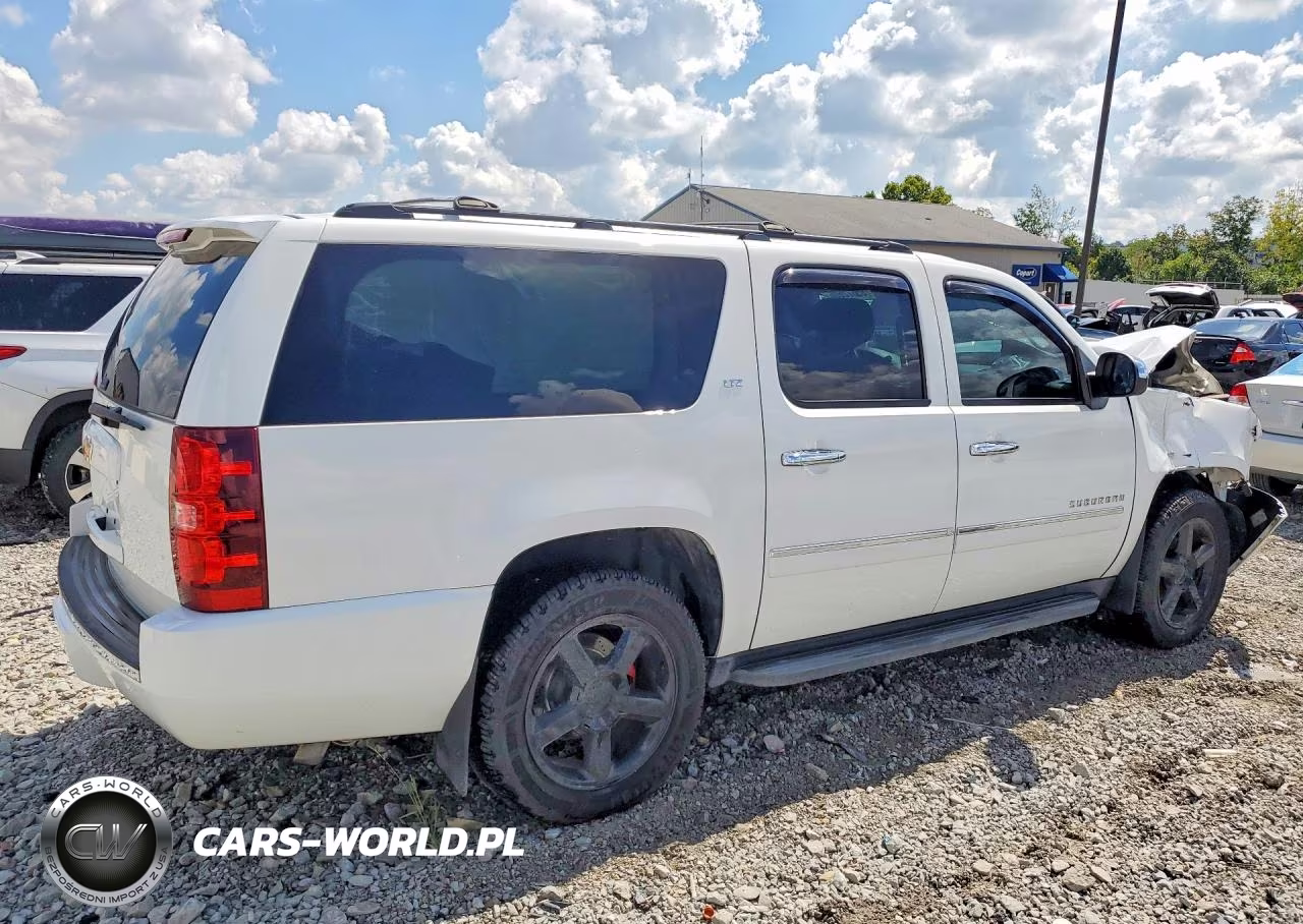 2013 Chevrolet Suburban K1500 Ltz VIN:1GNSKKE77DR362131 - 3