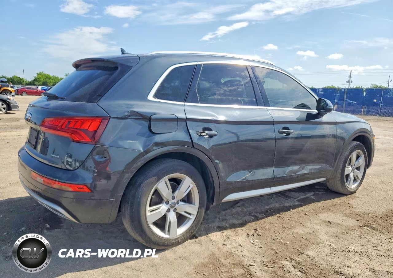 2019 Audi Q5 Premium VIN:WA1ANAFY2K2049386 - 3