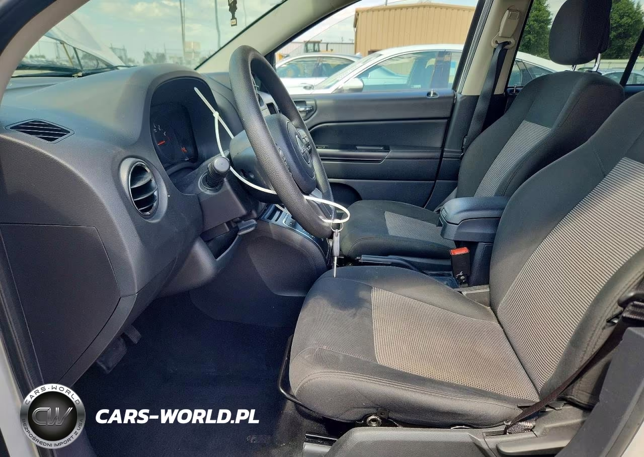 2012 Jeep Compass Sport VIN:1C4NJDBB5CD562644 - 7