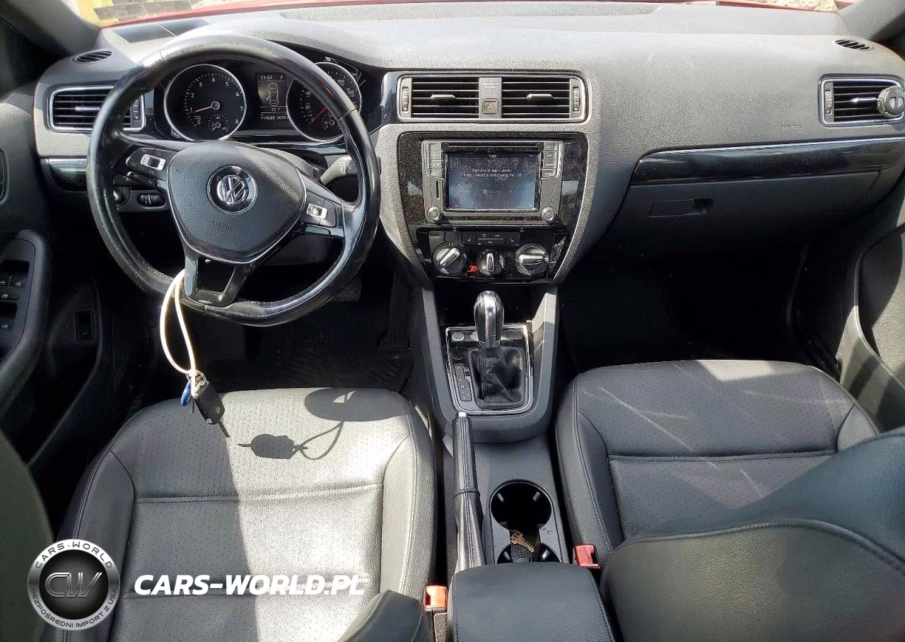 2018 Volkswagen Jetta 4D Gli 2.0T Ab VIN:3VWD17AJ9JM229402 - 8