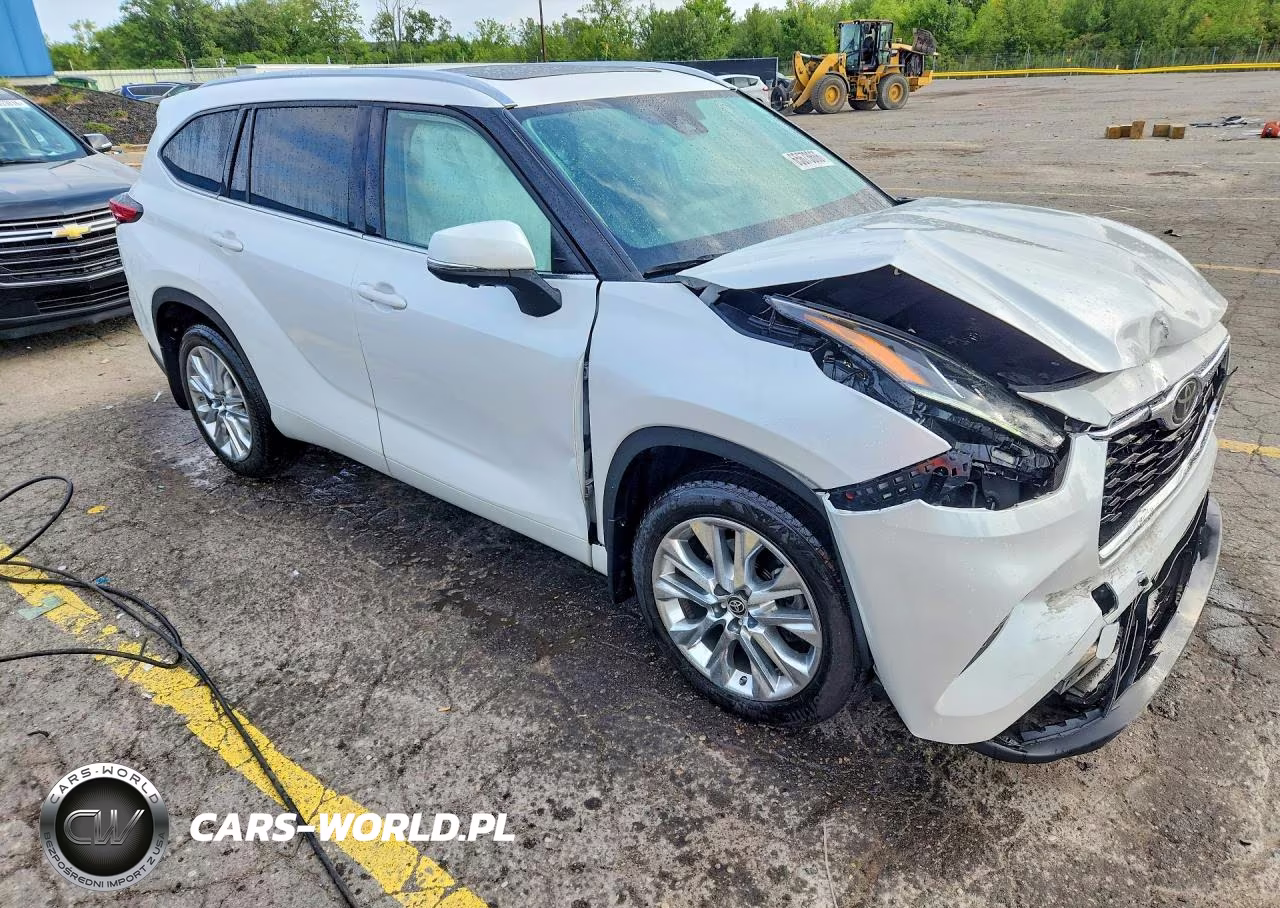 2023 Toyota Highlander Limited VIN:5TDKDRBH5PS032924 - 4