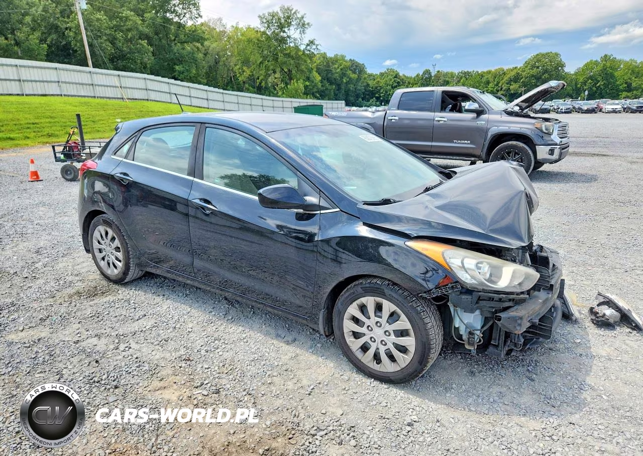 2017 Hyundai Elantra Gt Base VIN:KMHD35LH5HU359271 - 4