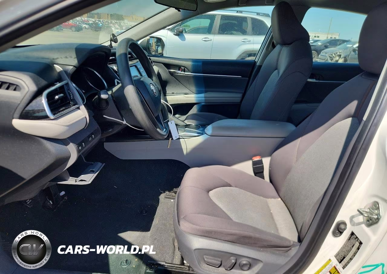 2018 Toyota Camry Le VIN:4T1B11HK5JU514465 - 7