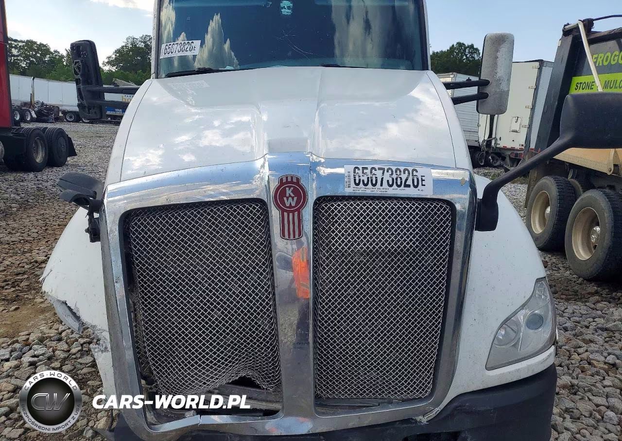 2019 Kenworth T680 Semi Truck VIN:1XKYD49X5KJ248910 - 10
