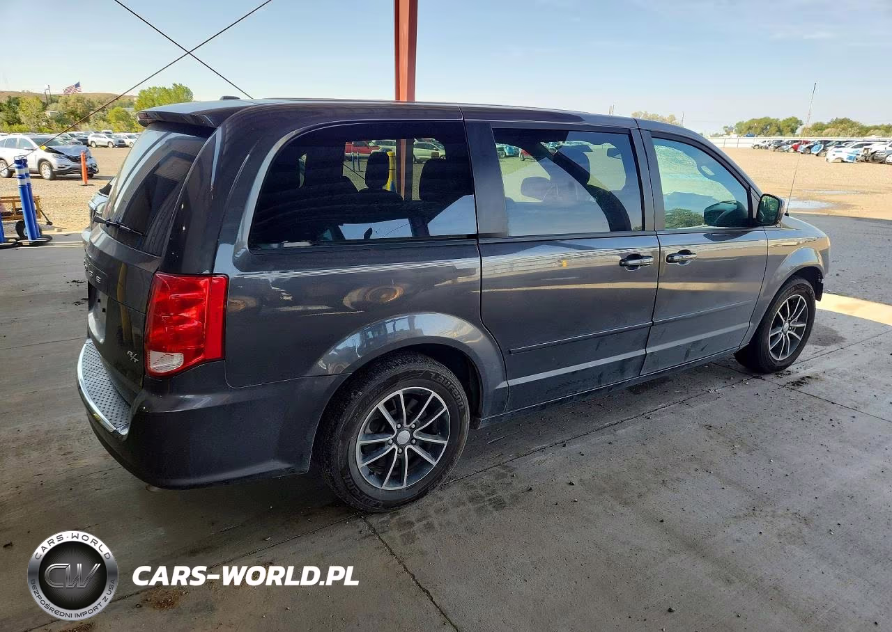 2015 Dodge Grand Caravan R-T VIN:2C4RDGEG3FR616932 - 3