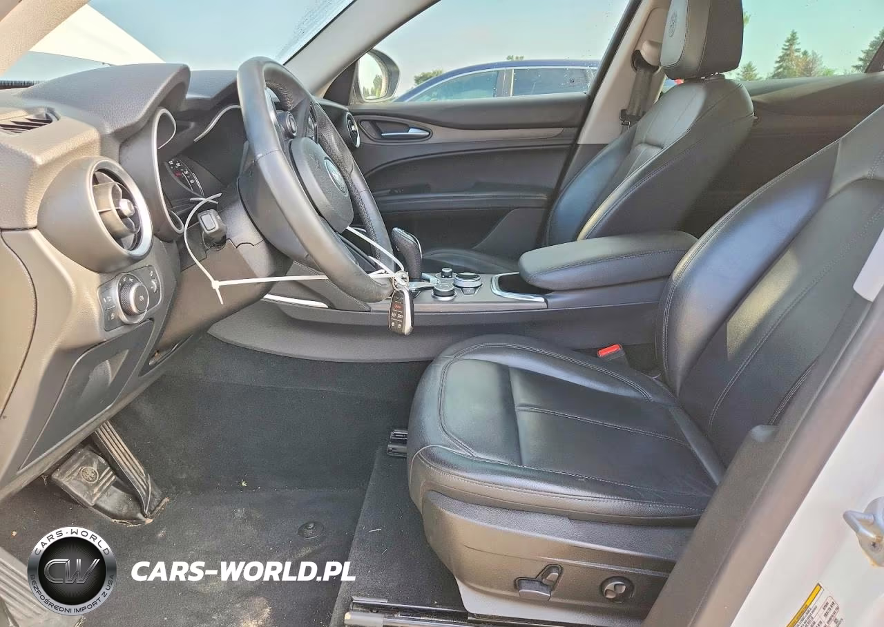 2021 Alfa Romeo Stelvio Ti VIN:ZASPAKBN8M7D02379 - 7