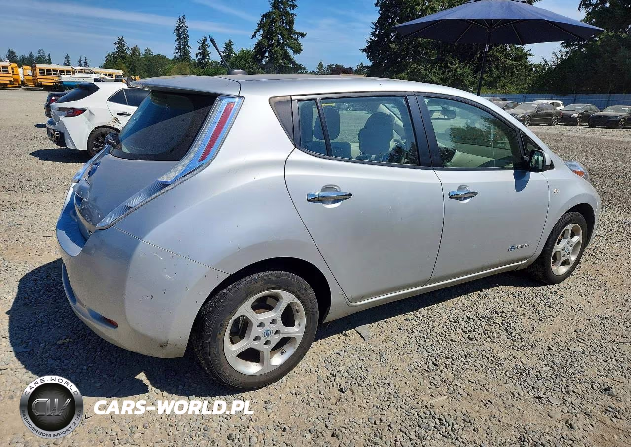2011 Nissan Leaf Sv VIN:JN1AZ0CP4BT000834 - 3