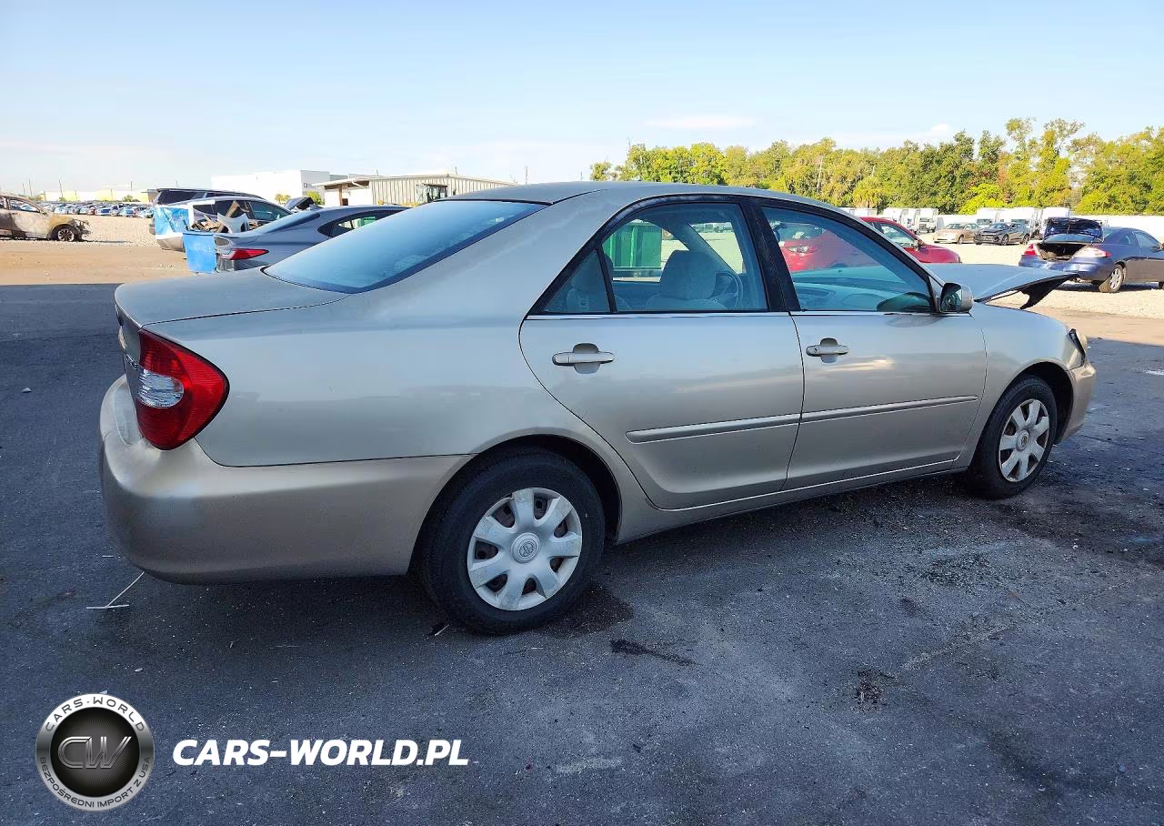 2003 Toyota Camry Le VIN:4T1BE32K33U776027 - 3