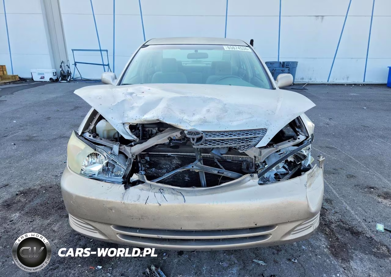 2003 Toyota Camry Le VIN:4T1BE32K33U776027 - 5