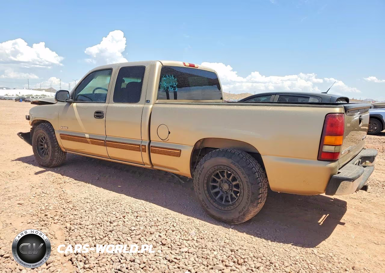 2000 Chevrolet Silverado C1500 VIN:2GCEC19T8Y1351335 - 2