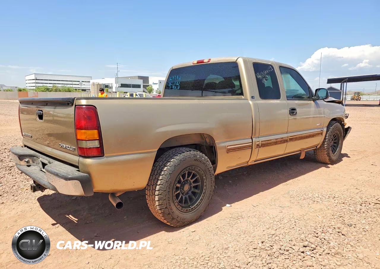 2000 Chevrolet Silverado C1500 VIN:2GCEC19T8Y1351335 - 3
