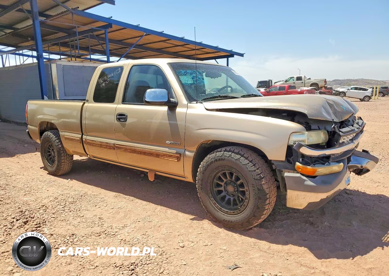 2000 Chevrolet Silverado C1500 VIN:2GCEC19T8Y1351335 - 4
