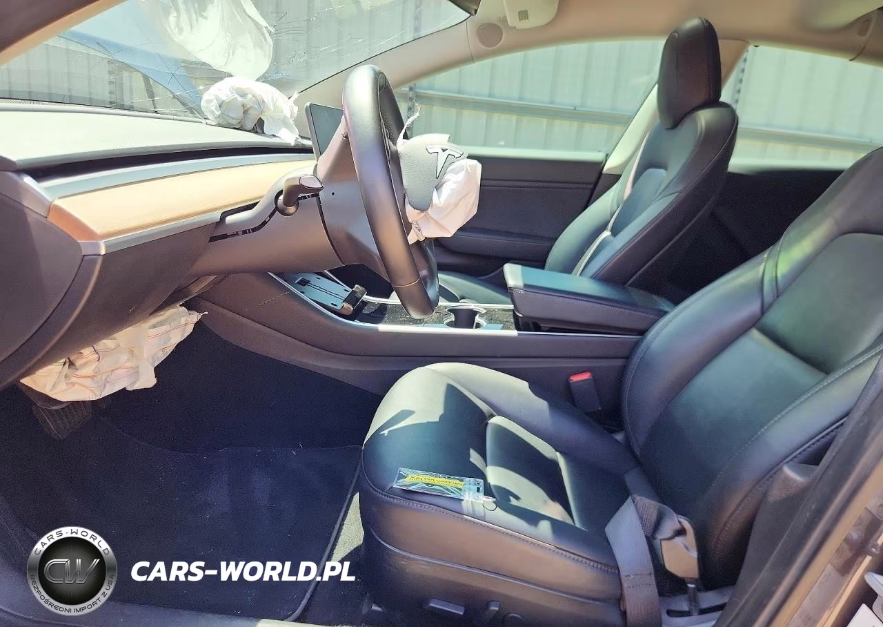 2019 Tesla Model 3 VIN:5YJ3E1EBXKF194605 - 7