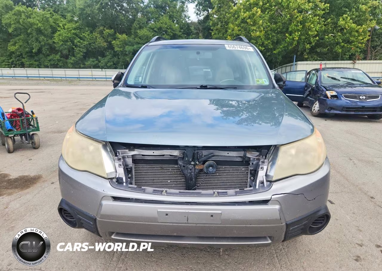2011 Subaru Forester 2.5X Premium VIN:JF2SHADCXBG702348 - 5
