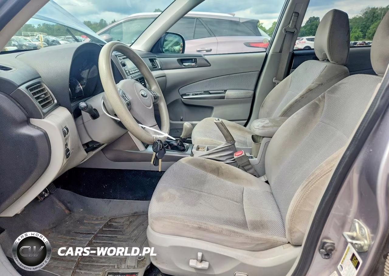 2011 Subaru Forester 2.5X Premium VIN:JF2SHADCXBG702348 - 7
