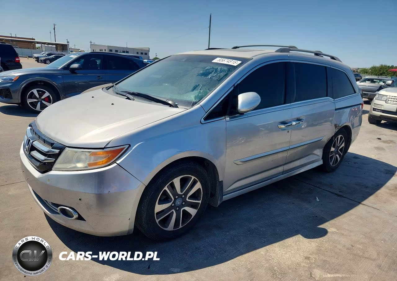 2015 Honda Odyssey Touring-Touring Elite