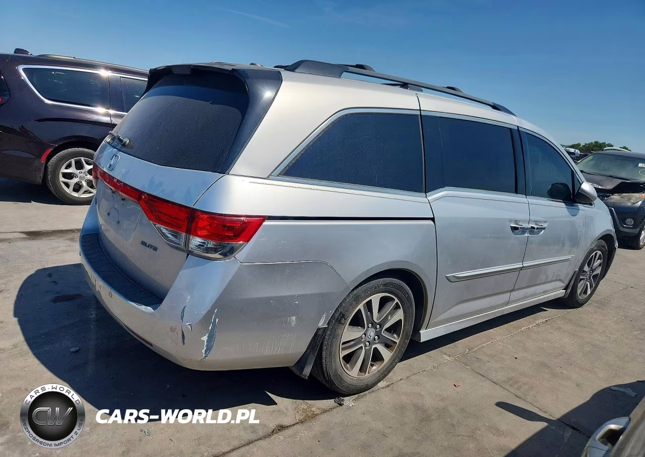 2015 Honda Odyssey Touring-Touring Elite VIN:5FNRL5H94FB003833 - 3