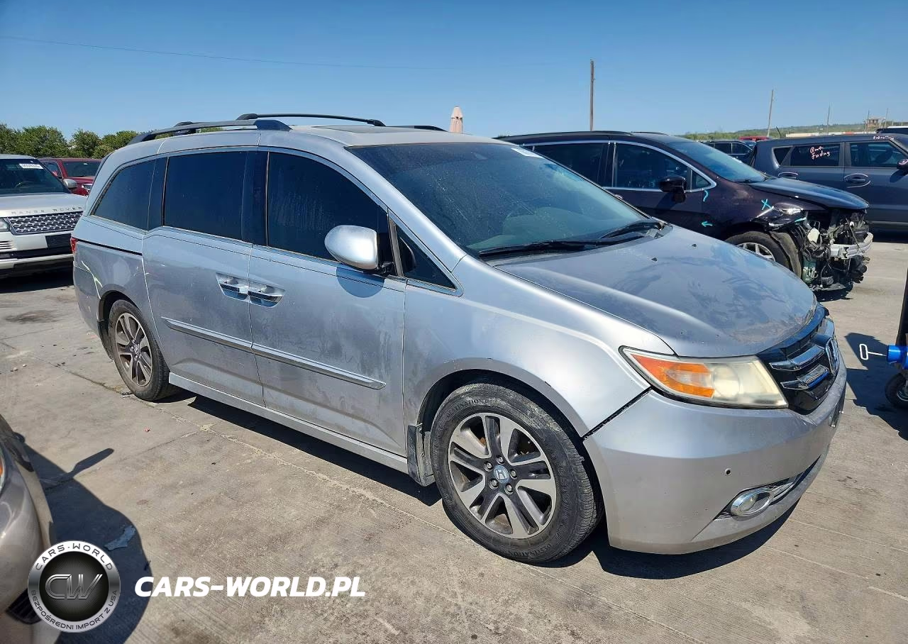 2015 Honda Odyssey Touring-Touring Elite VIN:5FNRL5H94FB003833 - 4