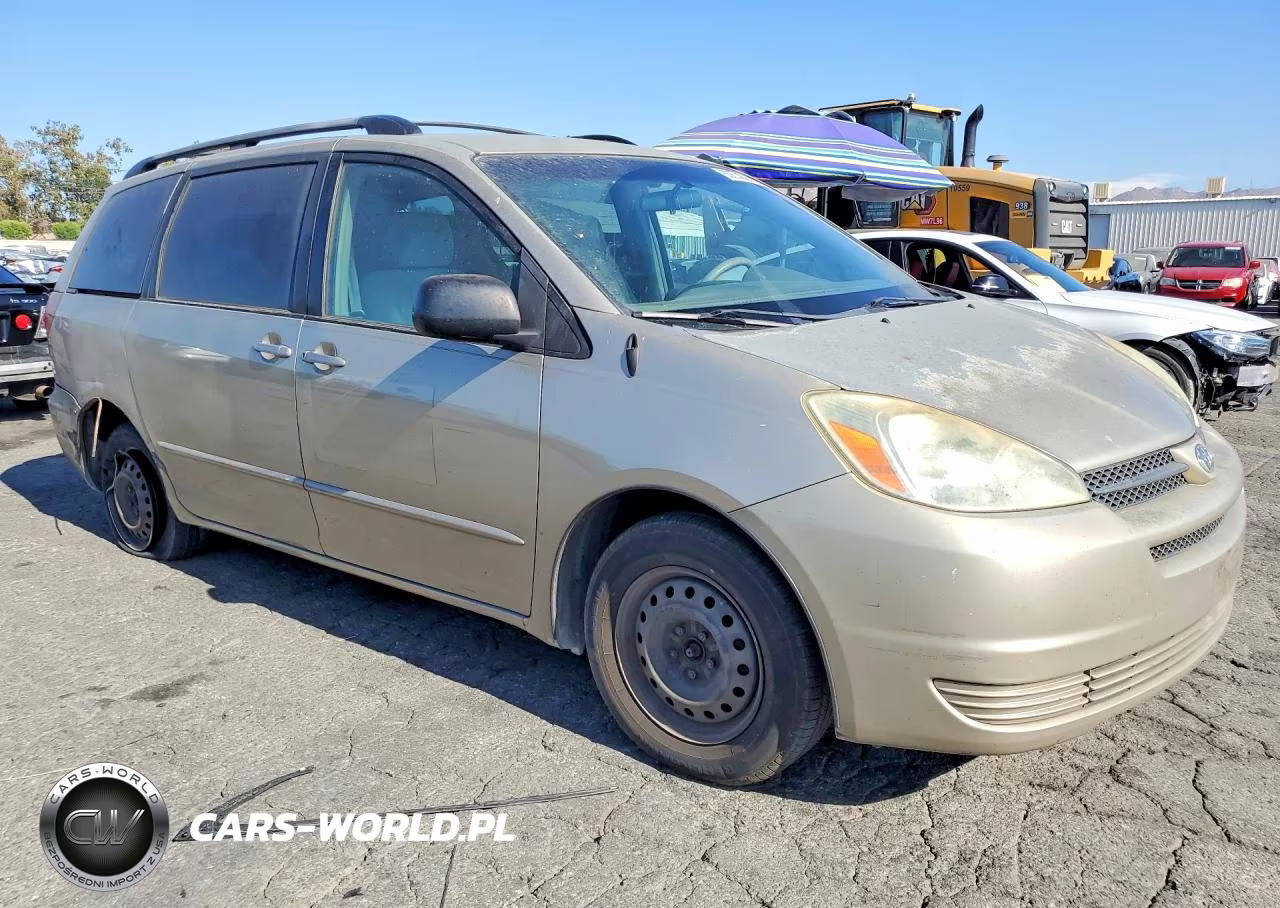 2004 Toyota Sienna Le 8 Passenger VIN:5TDZA23C24S056045 - 4