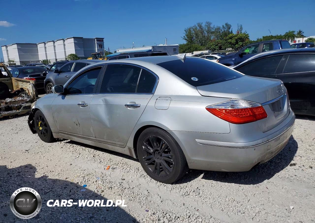 2011 Hyundai Genesis 3.8L VIN:KMHGC4DE2BU131070 - 2