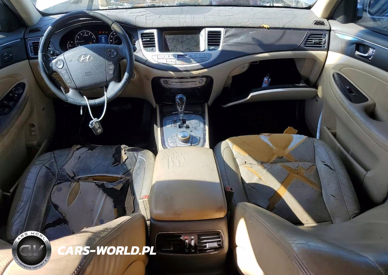 2011 Hyundai Genesis 3.8L VIN:KMHGC4DE2BU131070 - 8