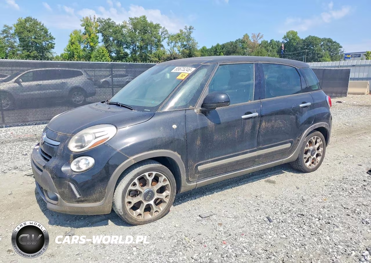 2014 Fiat 500L Trekking – zdjęcie 1 z 12