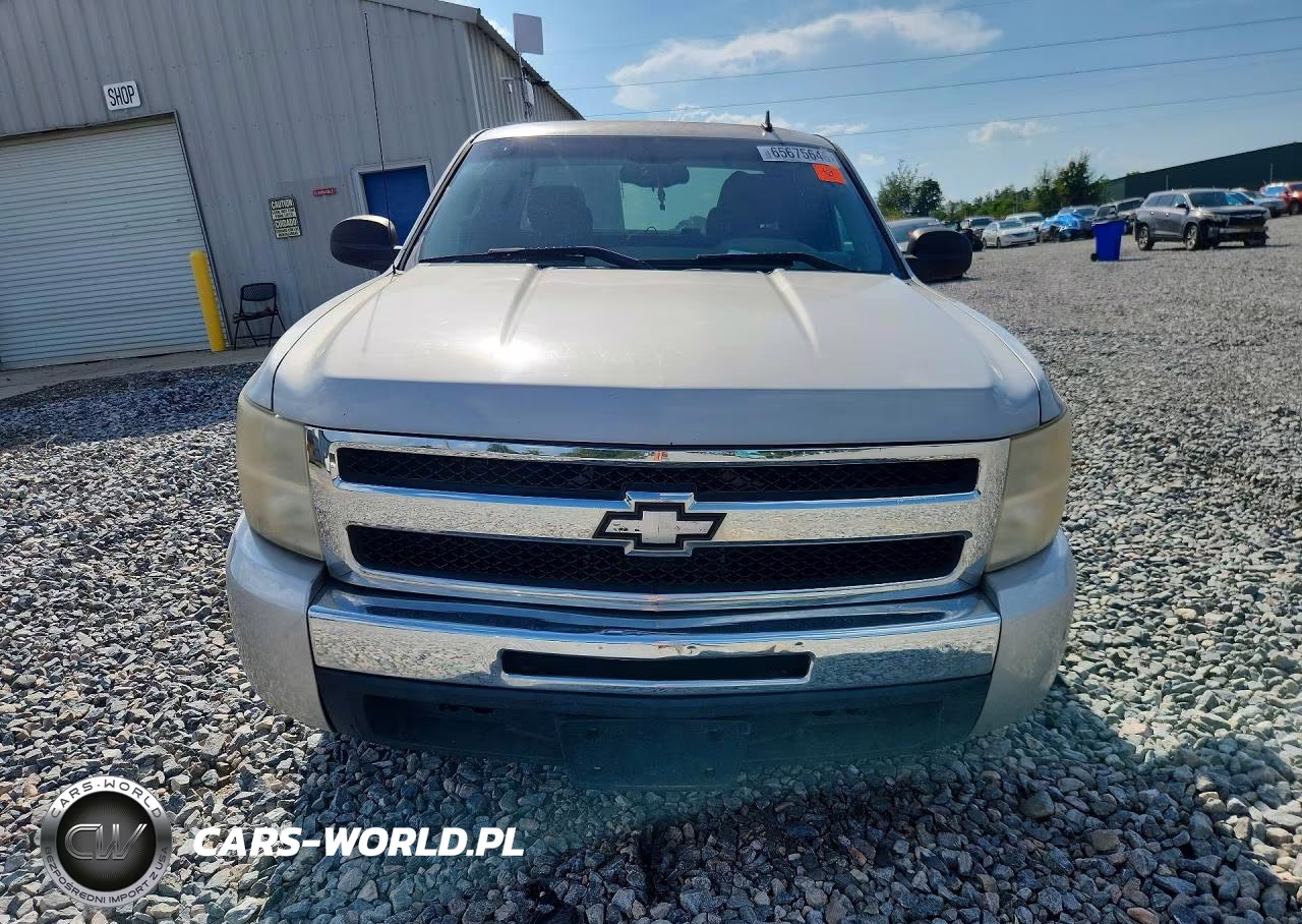 2011 Chevrolet Silverado C1500 Ls VIN:1GCRCREA7BZ399279 - 5