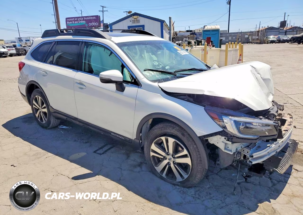 2018 Subaru Outback 2.5I Limited VIN:4S4BSANC7J3244252 - 4