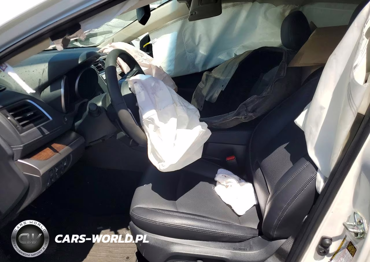 2018 Subaru Outback 2.5I Limited VIN:4S4BSANC7J3244252 - 7