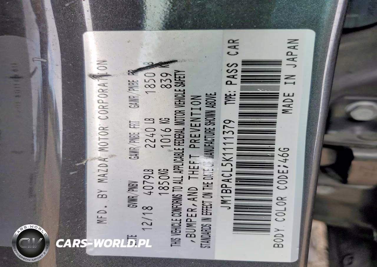 2019 Mazda 3 Preferred Plus VIN:JM1BPACL5K1111379 - 13