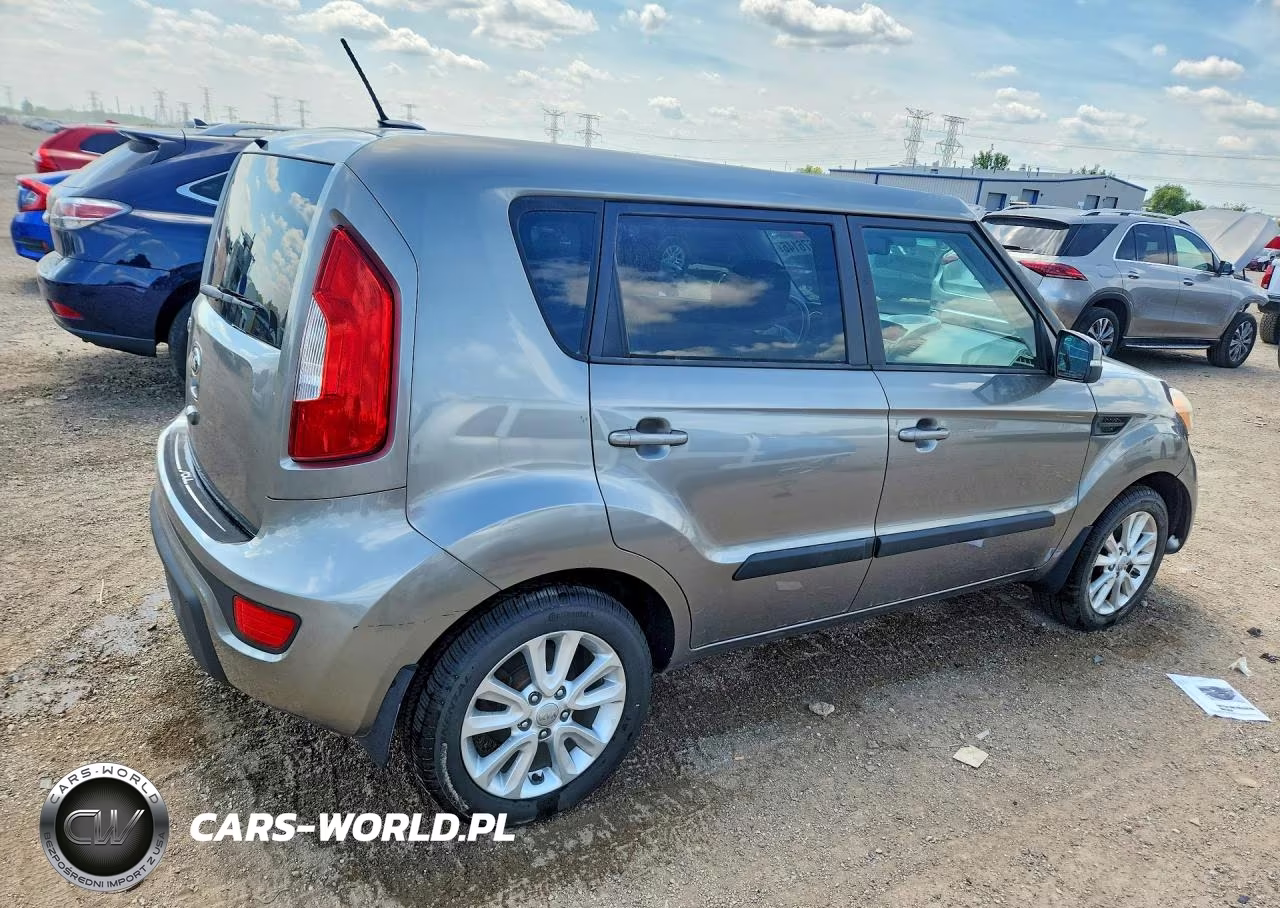 2013 Kia Soul + VIN:KNDJT2A63D7525383 - 3