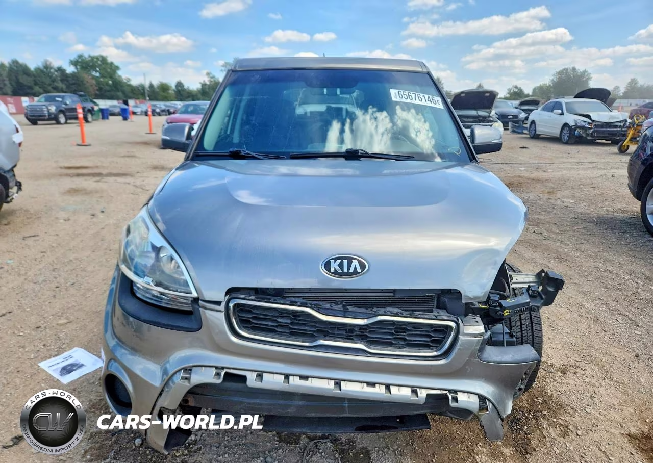 2013 Kia Soul + VIN:KNDJT2A63D7525383 - 5