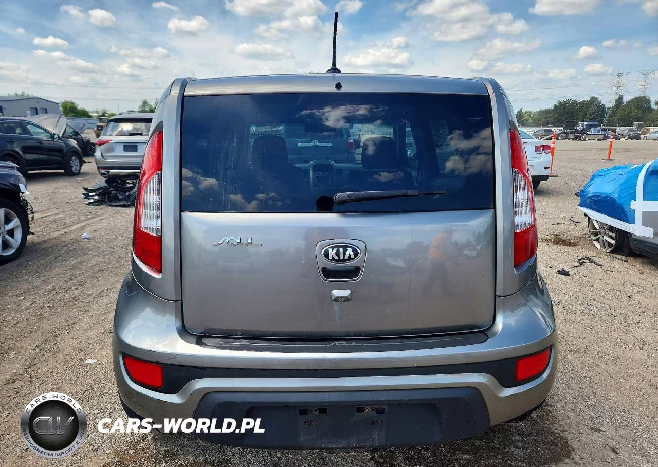 2013 Kia Soul + VIN:KNDJT2A63D7525383 - 6