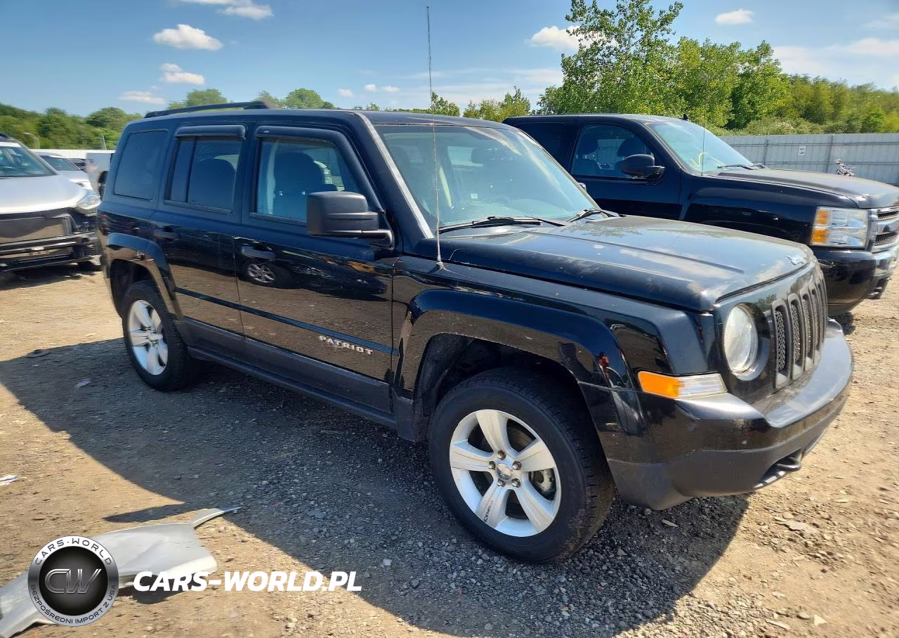 2015 Jeep Patriot Sport VIN:1C4NJRBB3FD324261 - 4