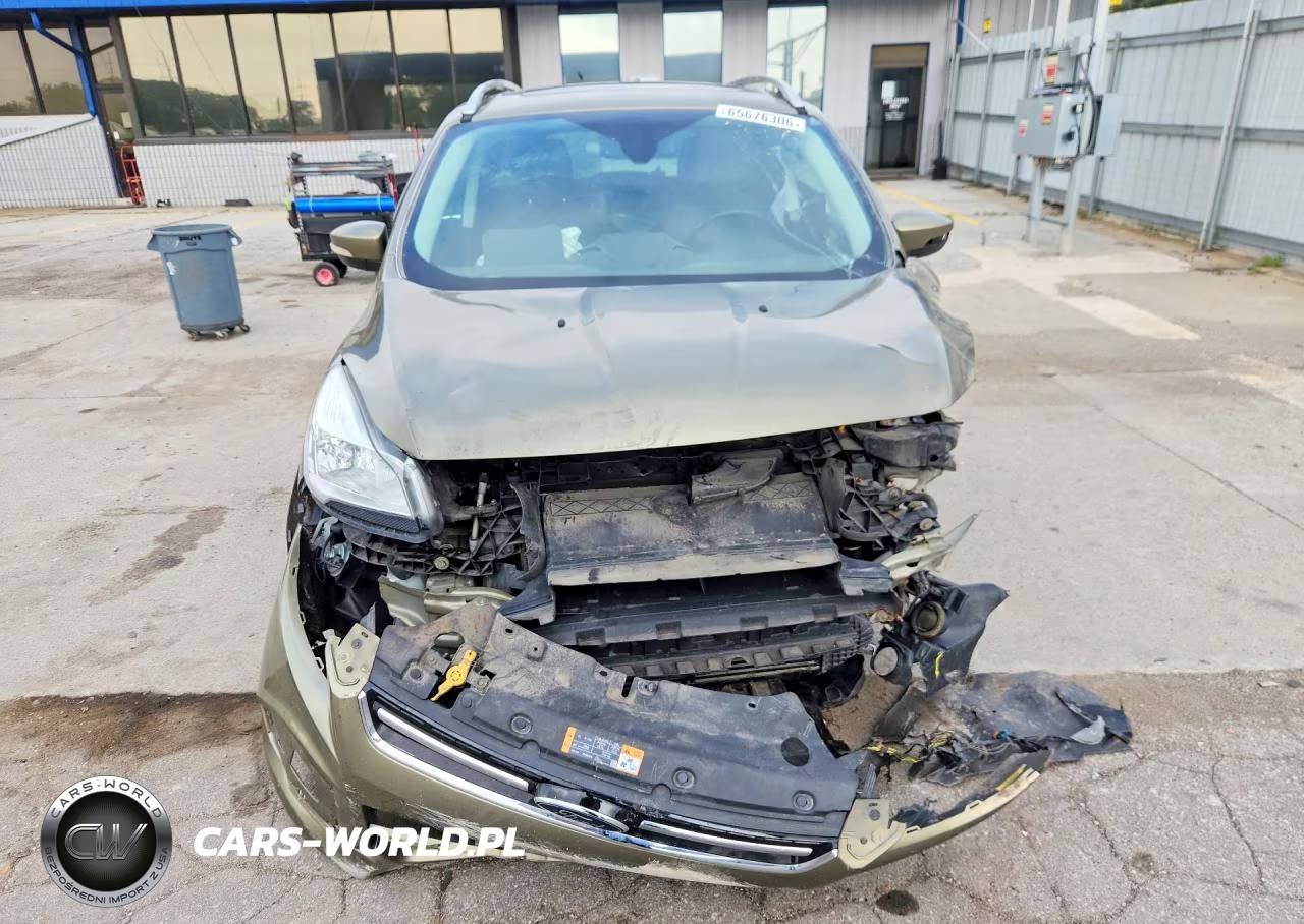 2014 Ford Escape Titanium VIN:1FMCU9J9XEUA39712 - 5