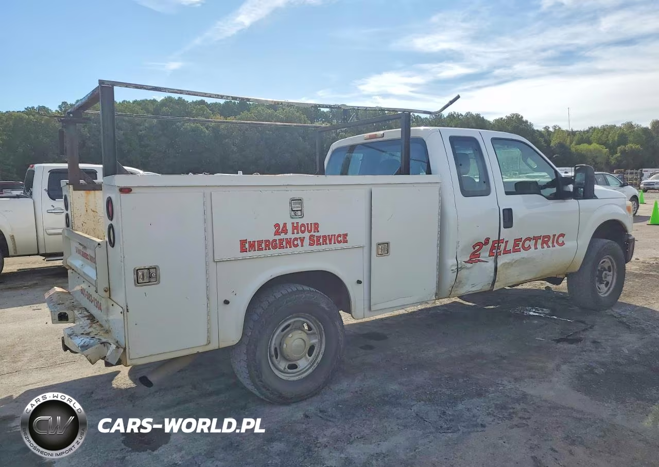 2011 Ford F250 Super Duty VIN:1FD7X2B68BEA36835 - 3